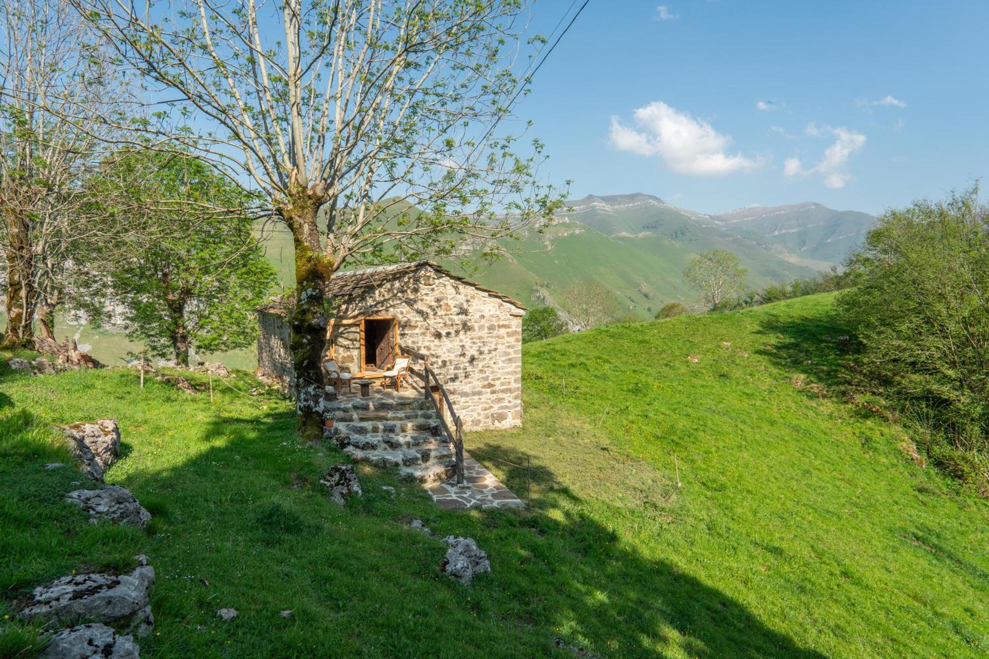 Vivienda Pasiega Lo Lucas 1920 San Roque de Ríomiera المظهر الخارجي الصورة